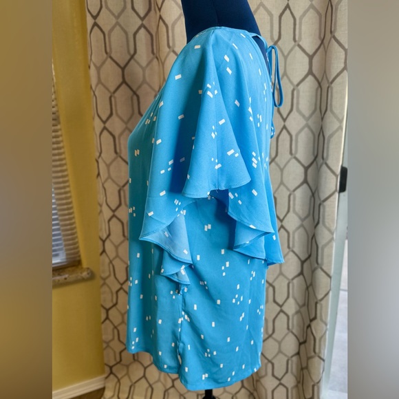 EUC LOFT Blue & White Confetti Print Tiered Flutter Sleeve Blouse - Picture 11 of 15